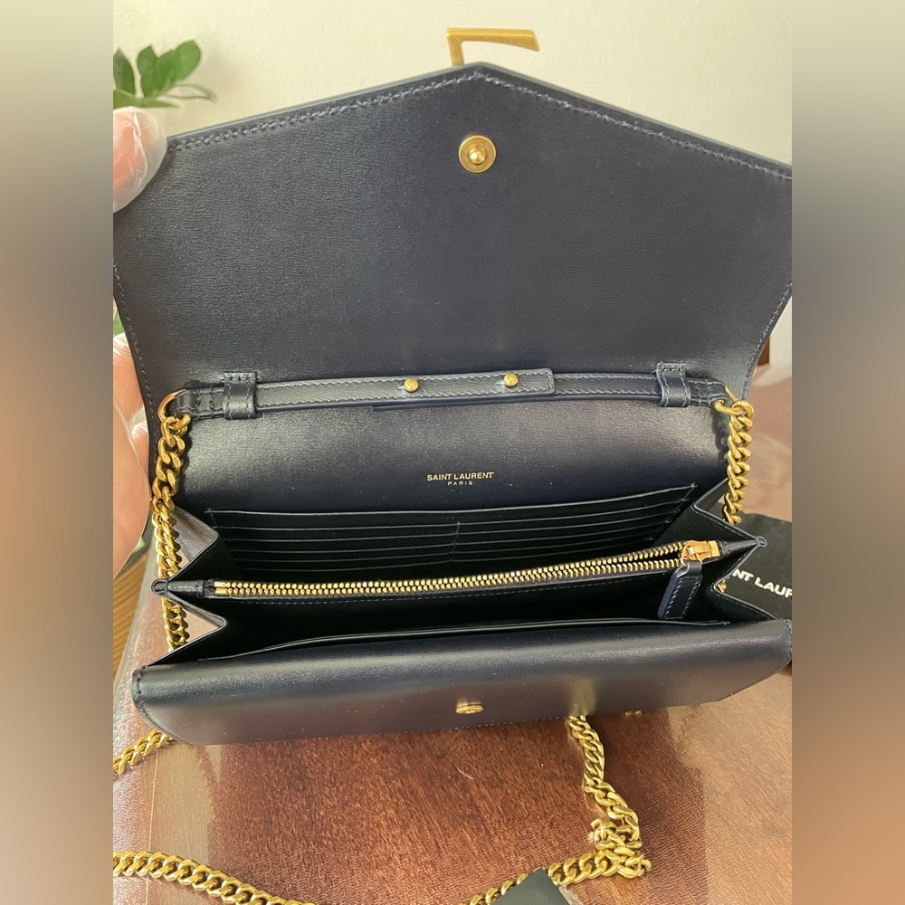 YSL Sulpice wallet on chain $2,106+tax - Picture 9 of 12